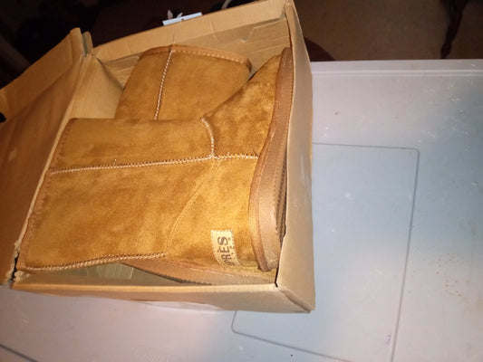 APRES Brown/Tan Boots BrandNew Size 9US