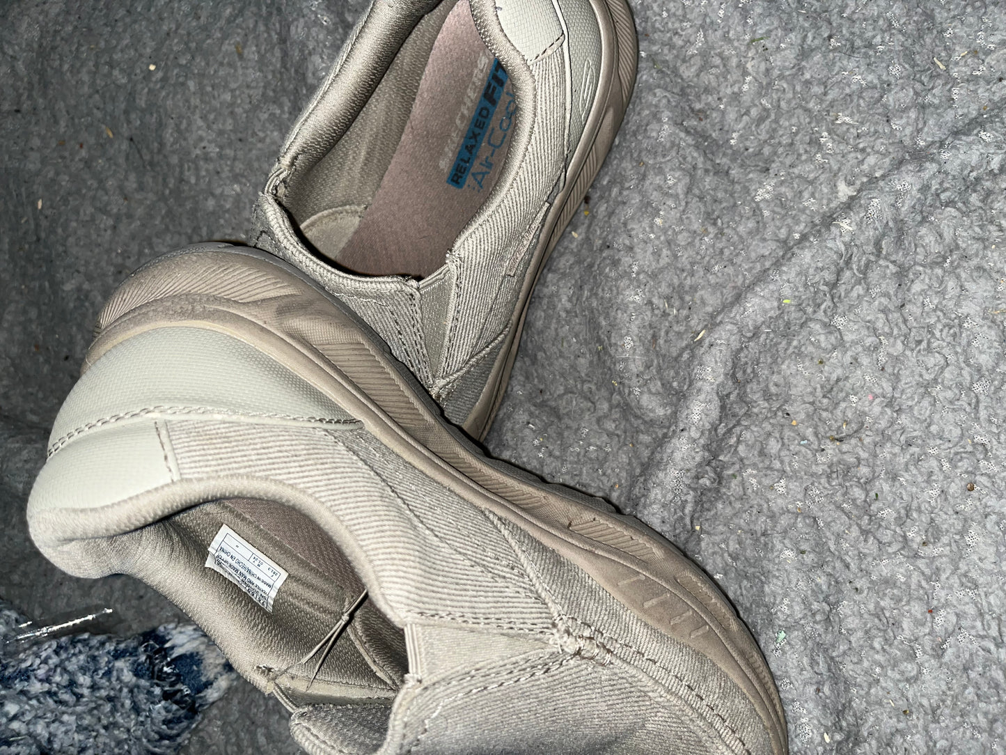 Skechers Relaxed Fit: Cohagen - Vierra men's shoes in a size 7.5 US.